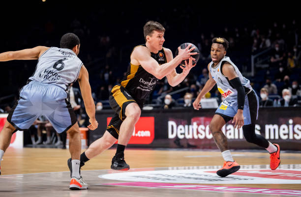 1的低分胜 1的低分胜