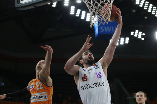 队时的反击 队时的反击