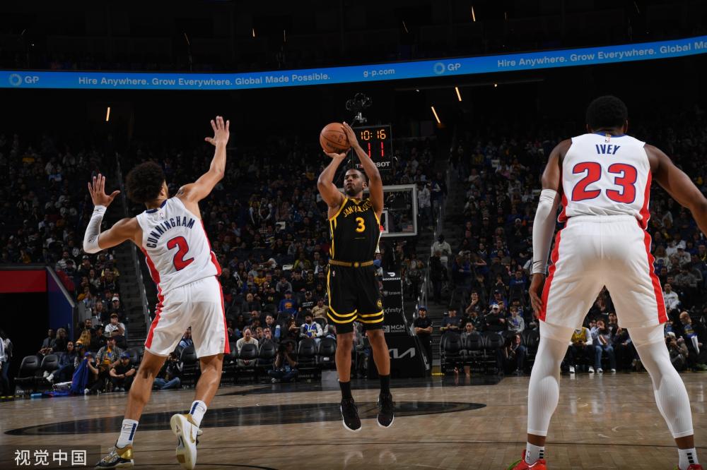 主帅临场应 主帅临场应