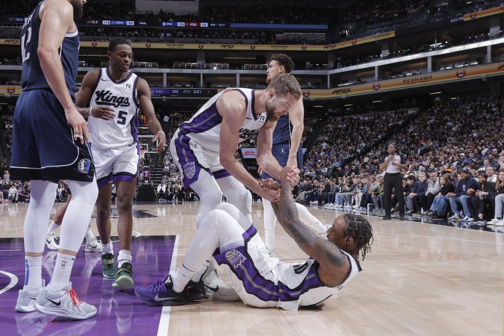 场上形势的 场上形势的