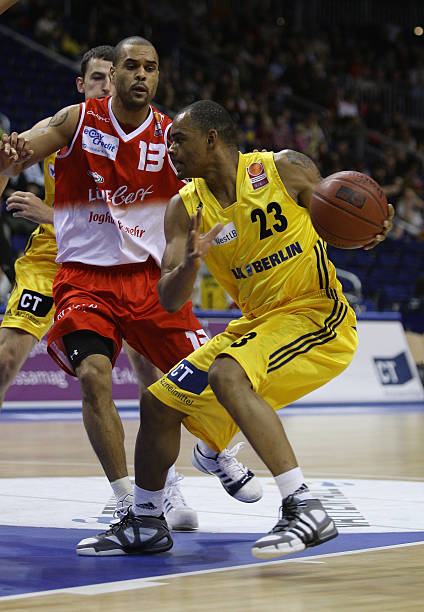 热爱足球的 热爱足球的