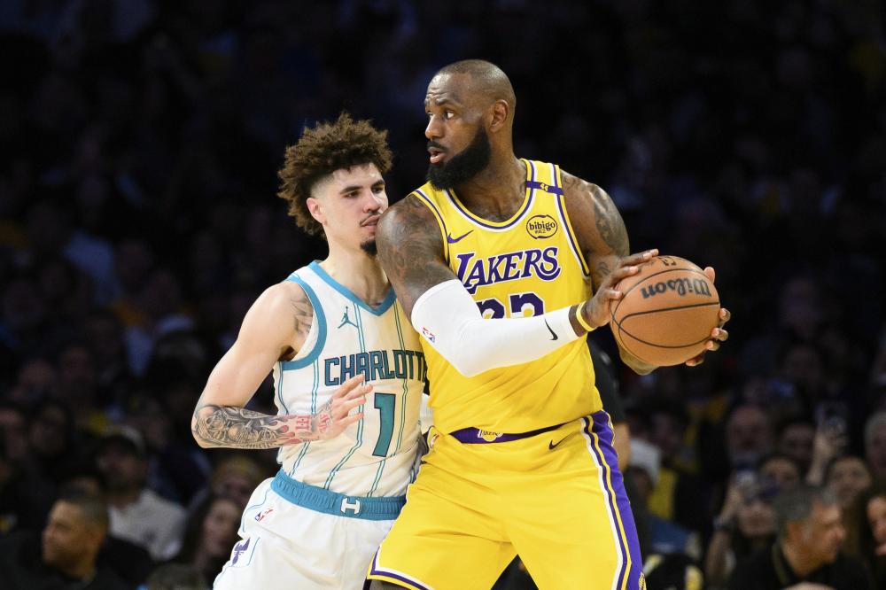 更是整个足 更是整个足